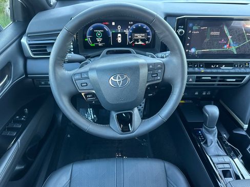 Certified 2025 Toyota Camry XSE image 17