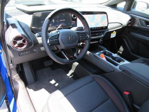 New 2025 Chevrolet Equinox EV RS image 18