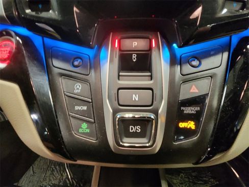 Used 2024 Honda Odyssey Touring image 21