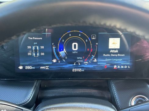 Used 2025 Chevrolet Equinox LT image 37