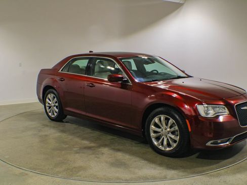 Used 2015 Chrysler 300 Limited w/ Driver Convenience Group AWD/4WD image 7