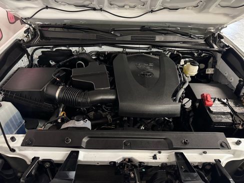 Used 2021 Toyota Tacoma SR5 image 7