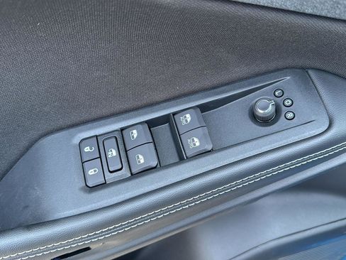 New 2026 Jeep Cherokee Laredo AWD/4WD image 12