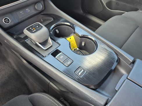Certified 2023 Nissan Rogue S FWD image 28