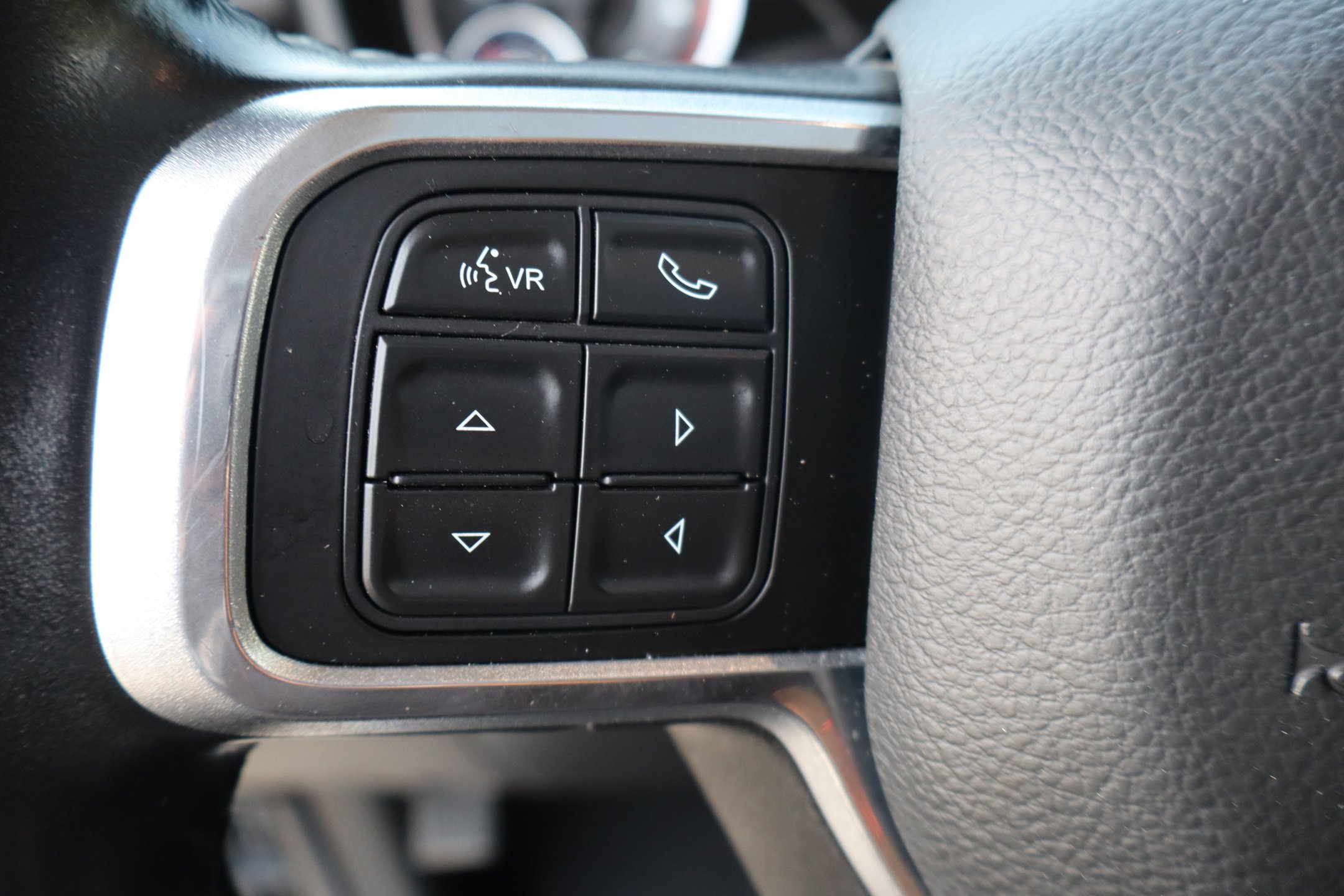 Used 2022 RAM 3500 Laramie AWD/4WD image 17