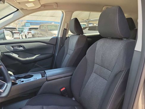 Used 2024 Nissan Rogue SV FWD image 15