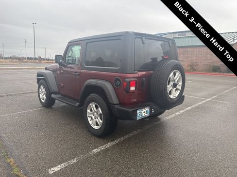 Used 2021 Jeep Wrangler Sport S image 4