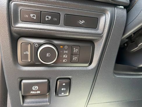Used 2022 Ford F150 XLT w/ Equipment Group 302A High AWD/4WD image 15