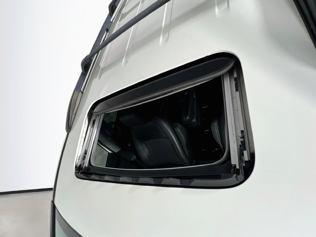 Used 2018 Honda Odyssey Elite image 21
