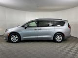 Used 2020 Chrysler Voyager Lxi image 2
