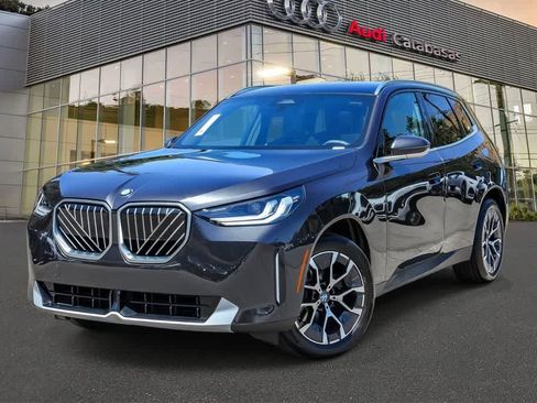 Used 2025 BMW X3 xDrive30i w/ Convenience Package AWD/4WD image 1