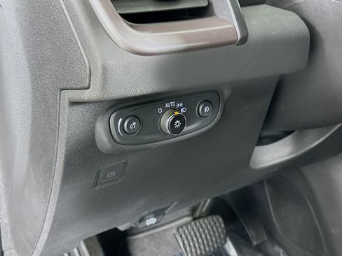 Used 2023 GMC Terrain AT4 image 30