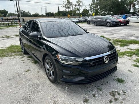 Used 2020 Volkswagen Jetta R-Line FWD image 1