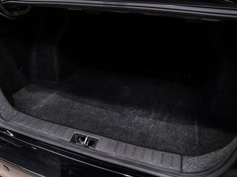 Used 2021 Nissan Versa S image 54