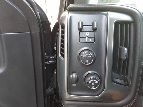 Used 2016 Chevrolet Silverado 2500 LTZ w/ Duramax Plus Package AWD/4WD image 20