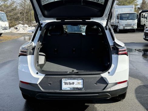 New 2026 Chevrolet Equinox EV LT image 21