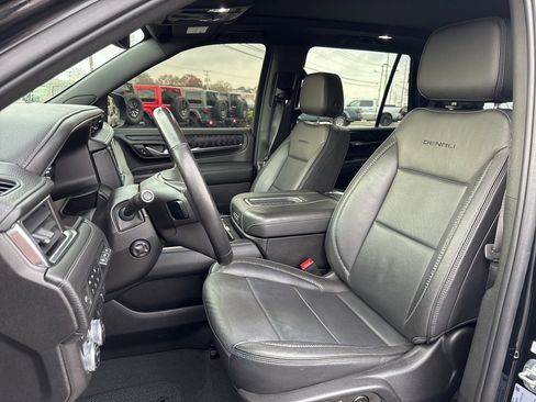 Used 2022 GMC Yukon Denali w/ Max Trailering Package image 37
