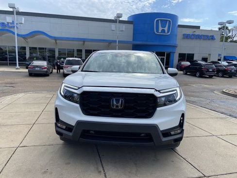 Used 2023 Honda Passport EX-L image 3