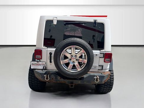 Used 2017 Jeep Wrangler Unlimited Sport w/ Max Tow Package AWD/4WD image 6