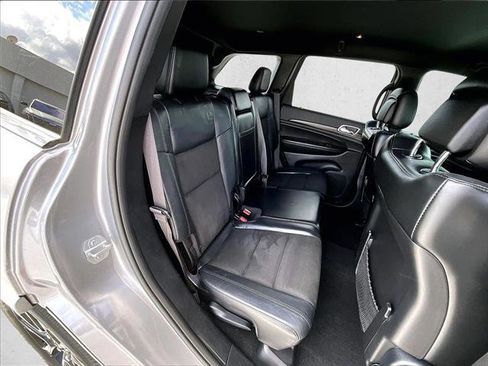 Used 2019 Jeep Grand Cherokee Altitude image 29