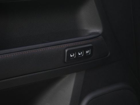 Used 2023 Toyota 4Runner Limited AWD/4WD image 21