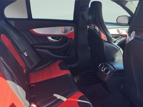 Used 2015 Mercedes-Benz C 63 AMG S image 18