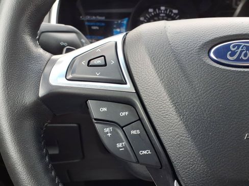 Used 2015 Ford Edge SEL w/ Equipment Group 201A AWD/4WD image 25