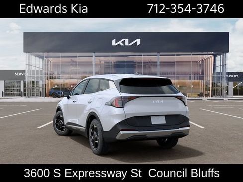 New 2026 Kia Sportage EX FWD image 5