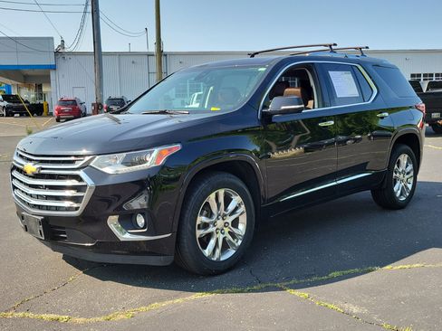 Used 2018 Chevrolet Traverse High Country image 2