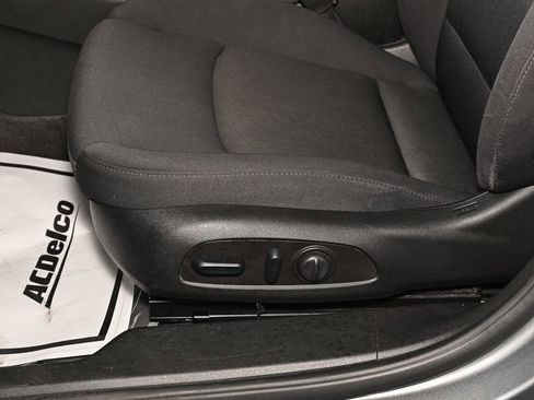 Used 2024 Chevrolet Malibu LT FWD image 20
