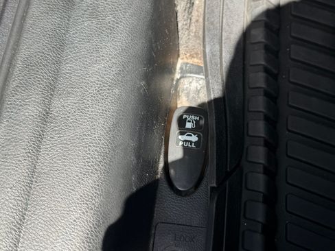 Used 2012 Honda Accord LX image 25