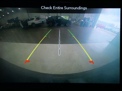 Used 2022 Jeep Wrangler Unlimited Sahara AWD/4WD image 18