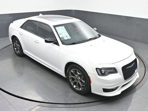 Used 2017 Chrysler 300 S w/ S Model Appearance Package AWD/4WD image 42