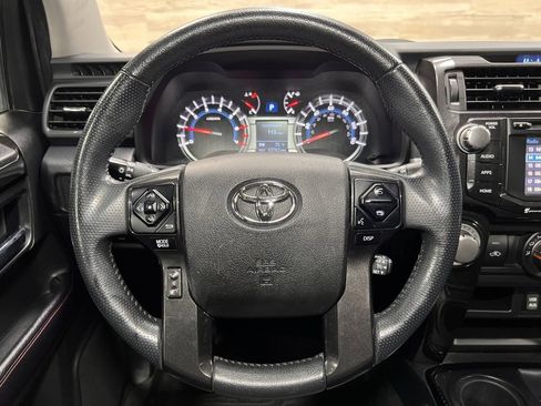 Used 2018 Toyota 4Runner TRD Off-Road Premium image 22