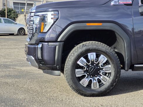 Used 2026 GMC Sierra 2500 Denali w/ Denali Reserve Package image 10