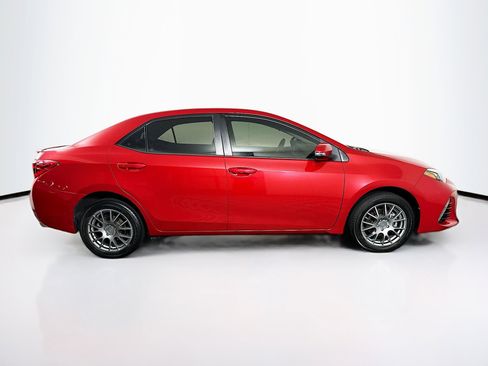 Used 2017 Toyota Corolla SE image 10