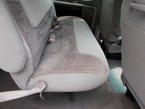 Used 1999 Ford E-350 and Econoline 350 XLT RWD image 24