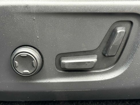 Used 2023 Volvo C40 P8 Recharge Plus w/ Climate Package image 22