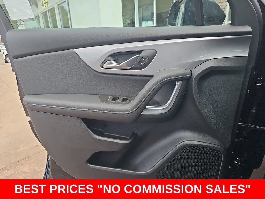 New 2026 Chevrolet Blazer LT w/ Midnight/Sport Edition FWD image 26