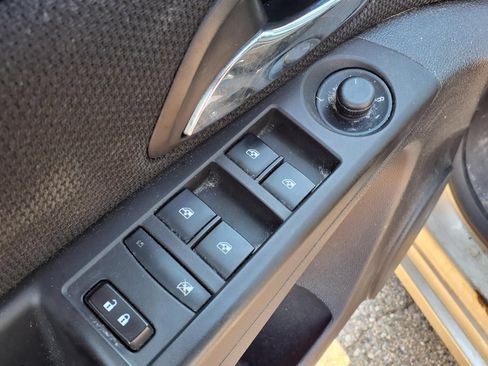 Used 2015 Chevrolet Cruze LT FWD image 14