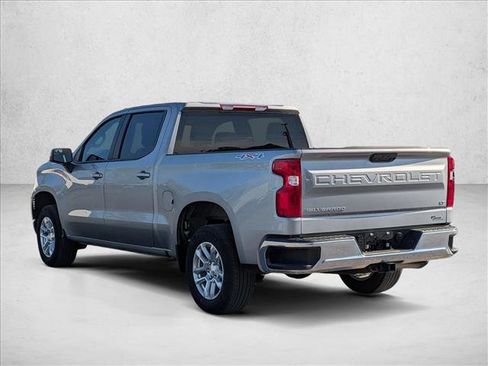 Used 2023 Chevrolet Silverado 1500 LT AWD/4WD image 7