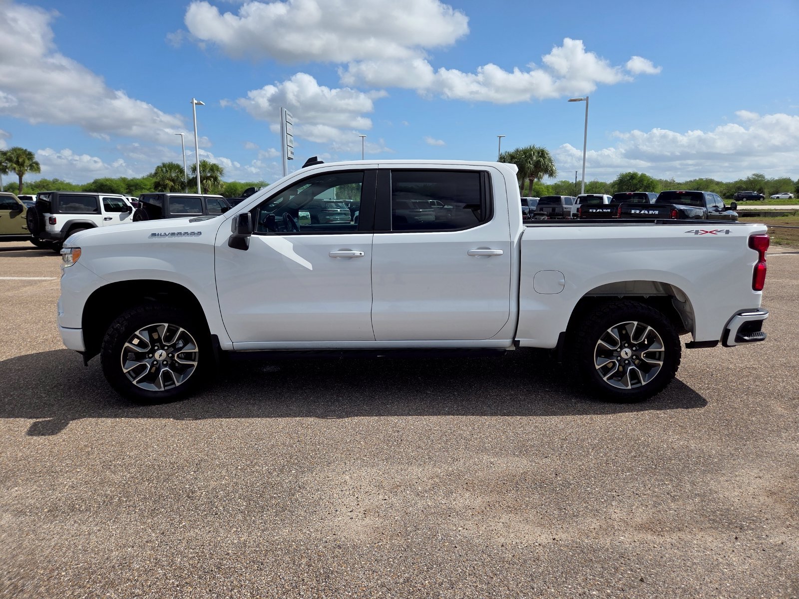 Used 2023 Chevrolet Silverado 1500 RST w/ All Star Edition Plus AWD/4WD image 4