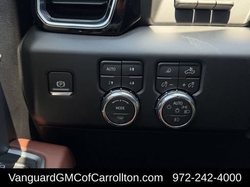 New 2026 GMC Sierra 2500 Denali Ultimate AWD/4WD image 21