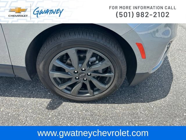 Used 2023 Chevrolet Equinox RS FWD image 12