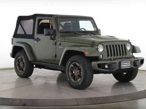 Used 2016 Jeep Wrangler Sahara AWD/4WD image 2