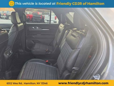 Used 2025 Ford Explorer ST-Line AWD/4WD image 12