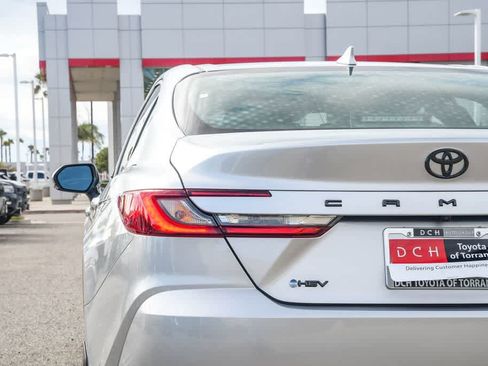 Used 2026 Toyota Camry LE FWD image 6