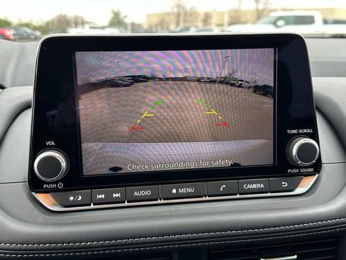 Used 2026 Nissan Rogue SV w/ SV Premium Package image 17