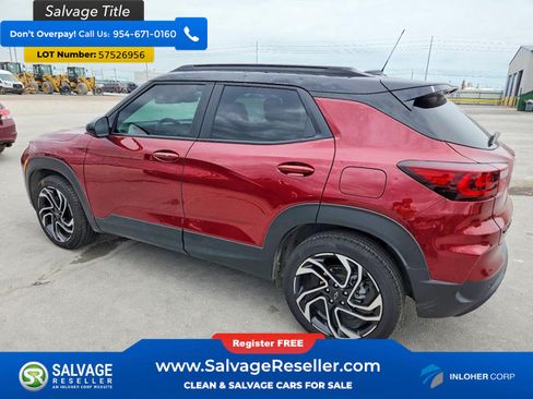 Used 2025 Chevrolet TrailBlazer RS w/ Convenience Package FWD image 3