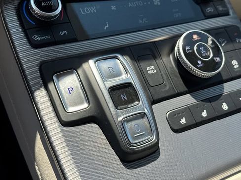 Used 2024 Hyundai Palisade Calligraphy AWD/4WD image 16